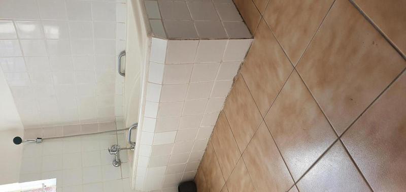 2 Bedroom Property for Sale in Ladybrand Free State